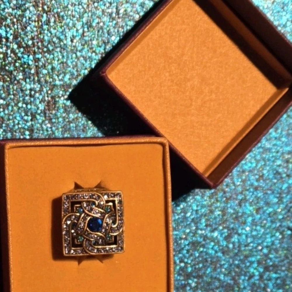 Statement RING Serindipity In Blue Women's Ring Size 10.5 Original Box Included - Picture 9 of 12